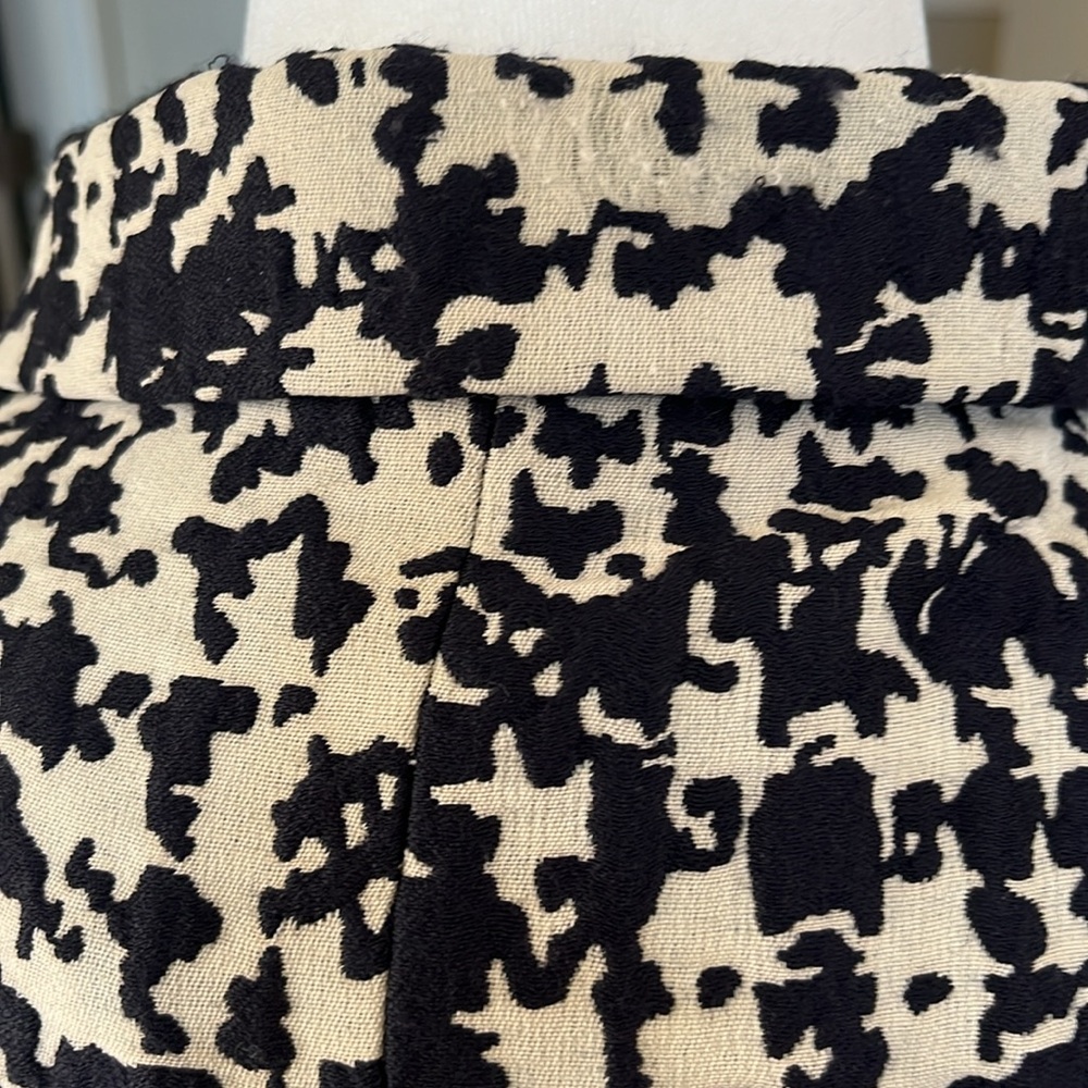 Carolina Herrera Black and White Patterned Blazer Jacket - Picture 3 of 6